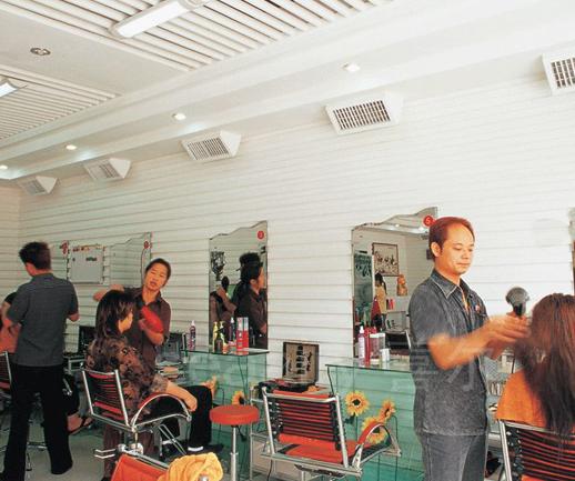 美發(fā)店安裝環(huán)保空調(diào)工程案例